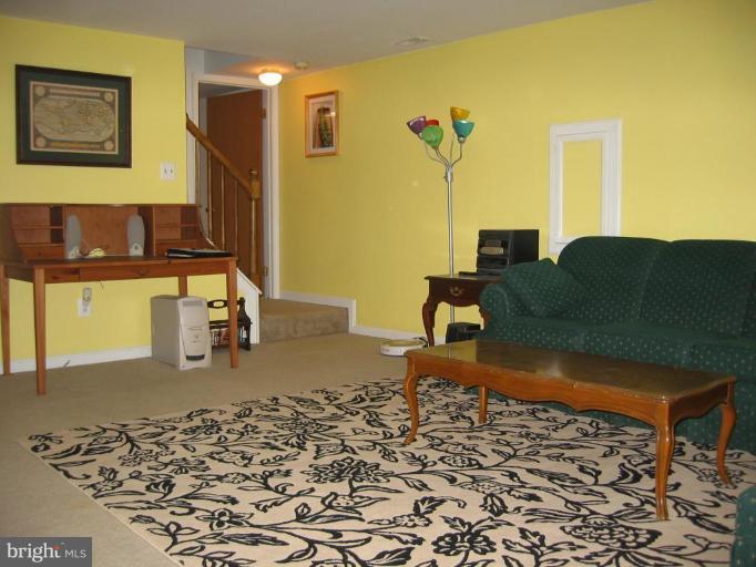 8106 Timberbrooke Road Rosedale, MD 21237 - Photo 19 of 27 Sitting Room