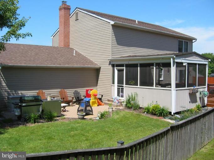 8106 Timberbrooke Road Rosedale, MD 21237 - Photo 20 of 27 Exterior (Rear)