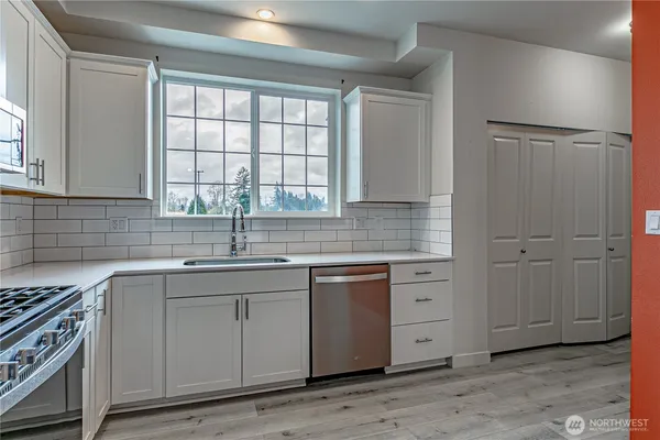 $410,000 | 334 9th Avenue Southeast, Unit A4, Puyallup, WA 98372