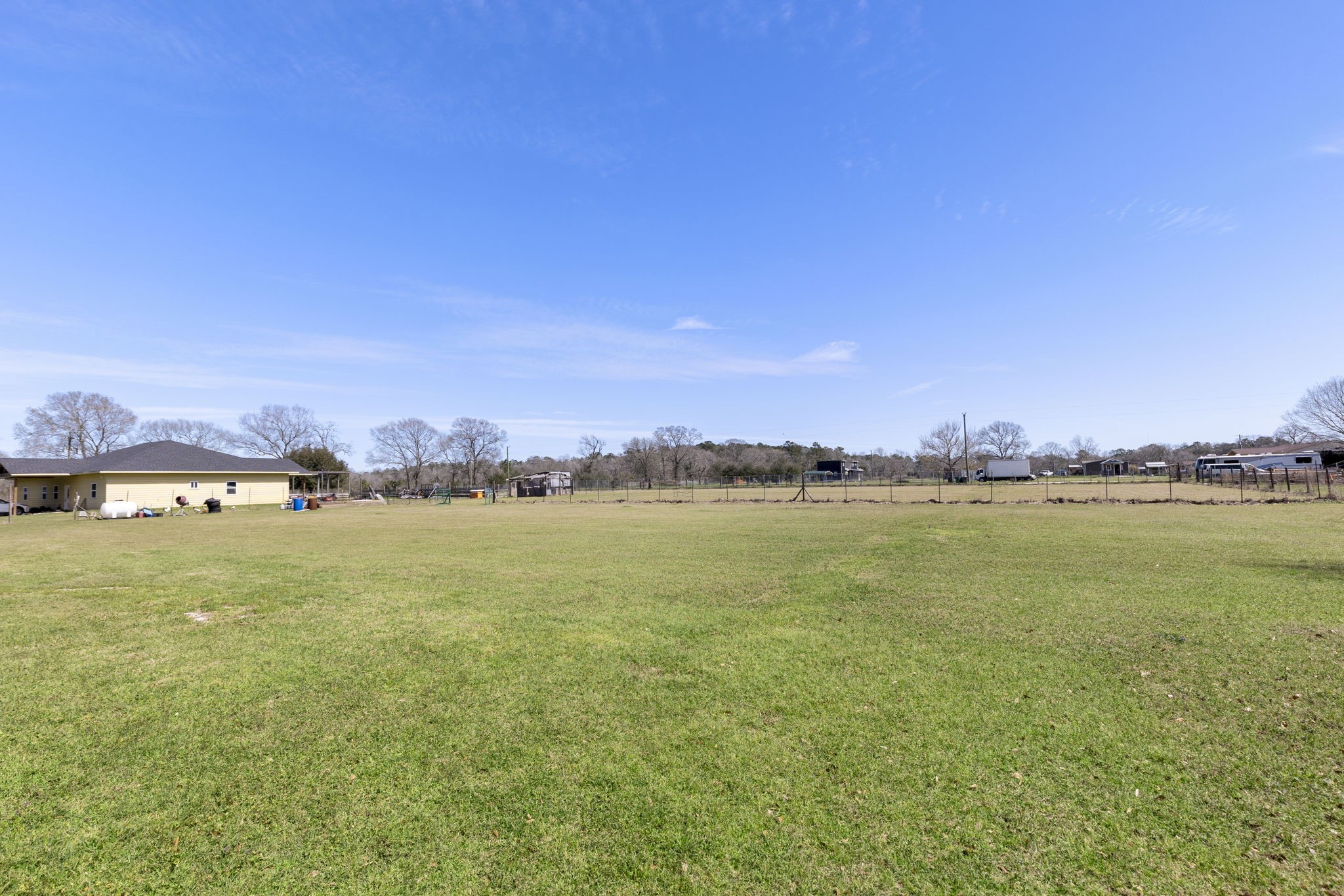 2464 North Walker Road Cleveland, TX 77328 - Photo 38 of 42 a view of an ocean