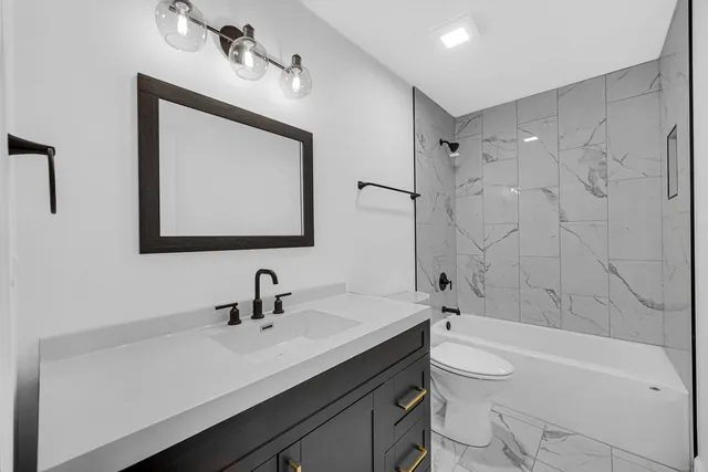 $314,900 | 1228 Grant Street, Morris, IL 60450