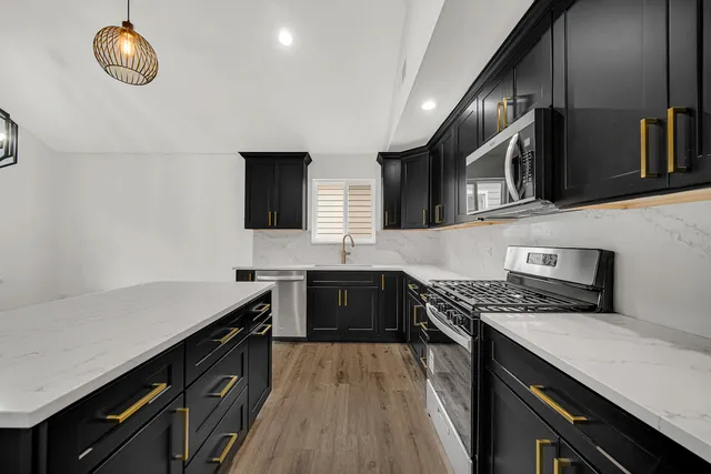 $314,900 | 1228 Grant Street, Morris, IL 60450