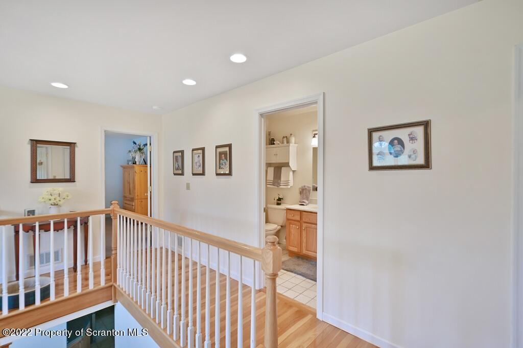 47 Wildernest Road Moscow, PA 18444 - Photo 26 of 40 a view of a hallway with windows