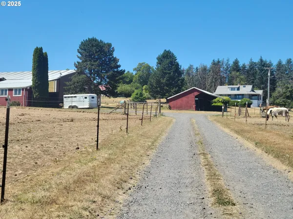 $895,000 | 32650 Oester Road, Warren, OR 97053