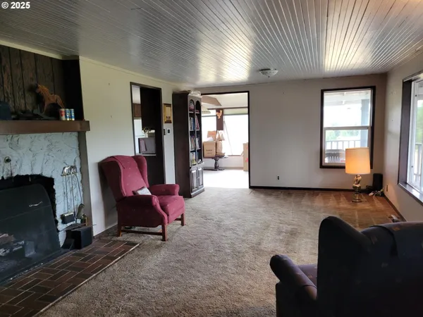 $895,000 | 32650 Oester Road, Warren, OR 97053