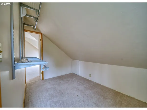 $895,000 | 32650 Oester Road, Warren, OR 97053