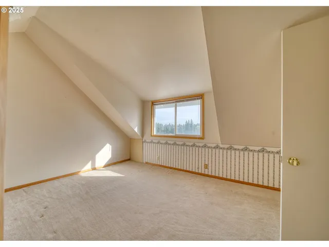 $899,000 | 32650 Oester Road, Warren, OR 97053