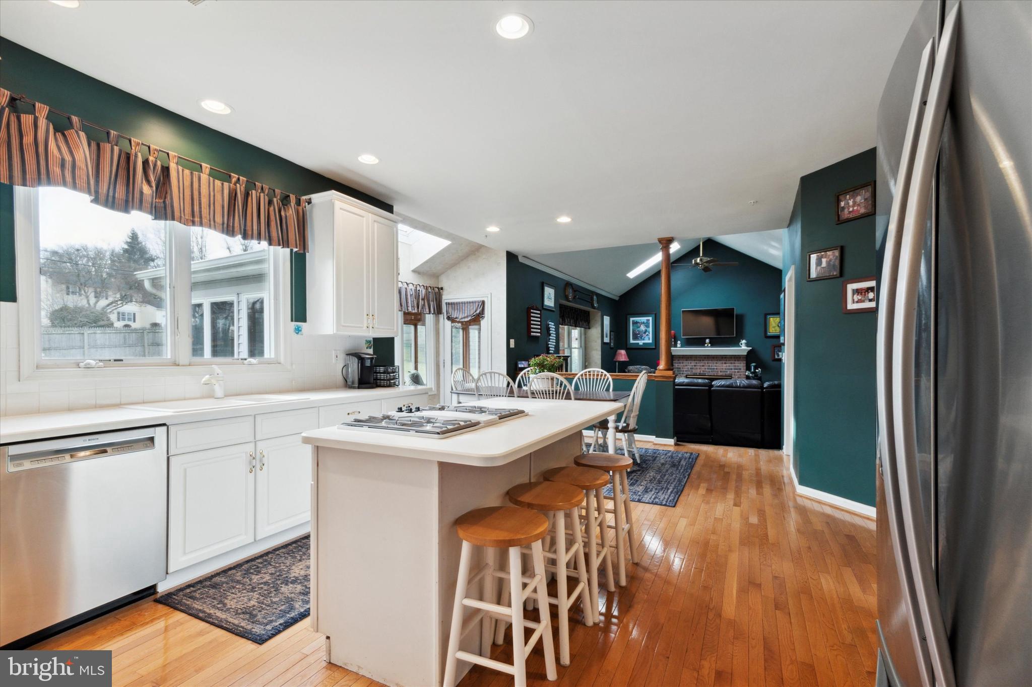312 Long Ridge Lane Exton, PA 19341 - Photo 7 of 32 Gallery Image 7