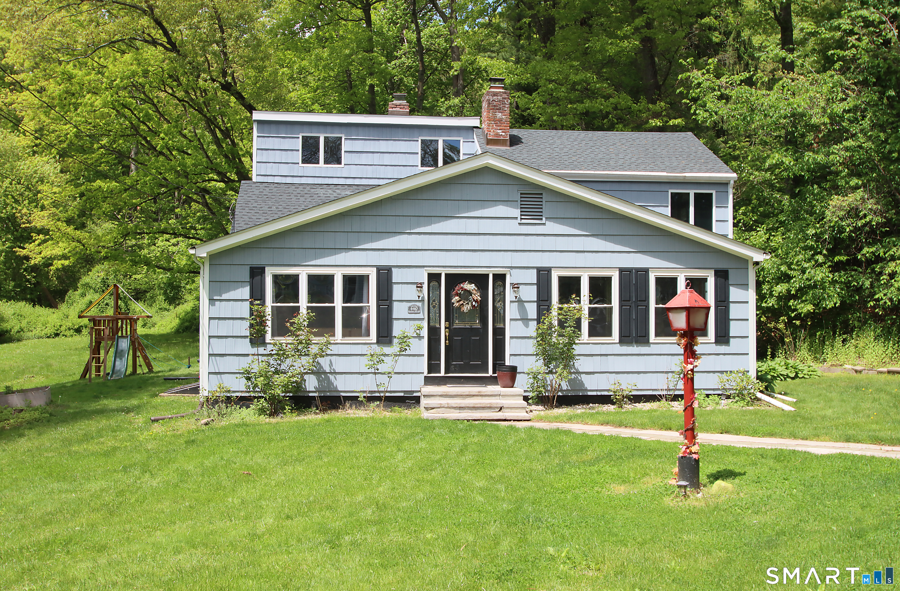 440 Dunbar Hill Road Hamden, CT 06514 - Photo 2 of 26