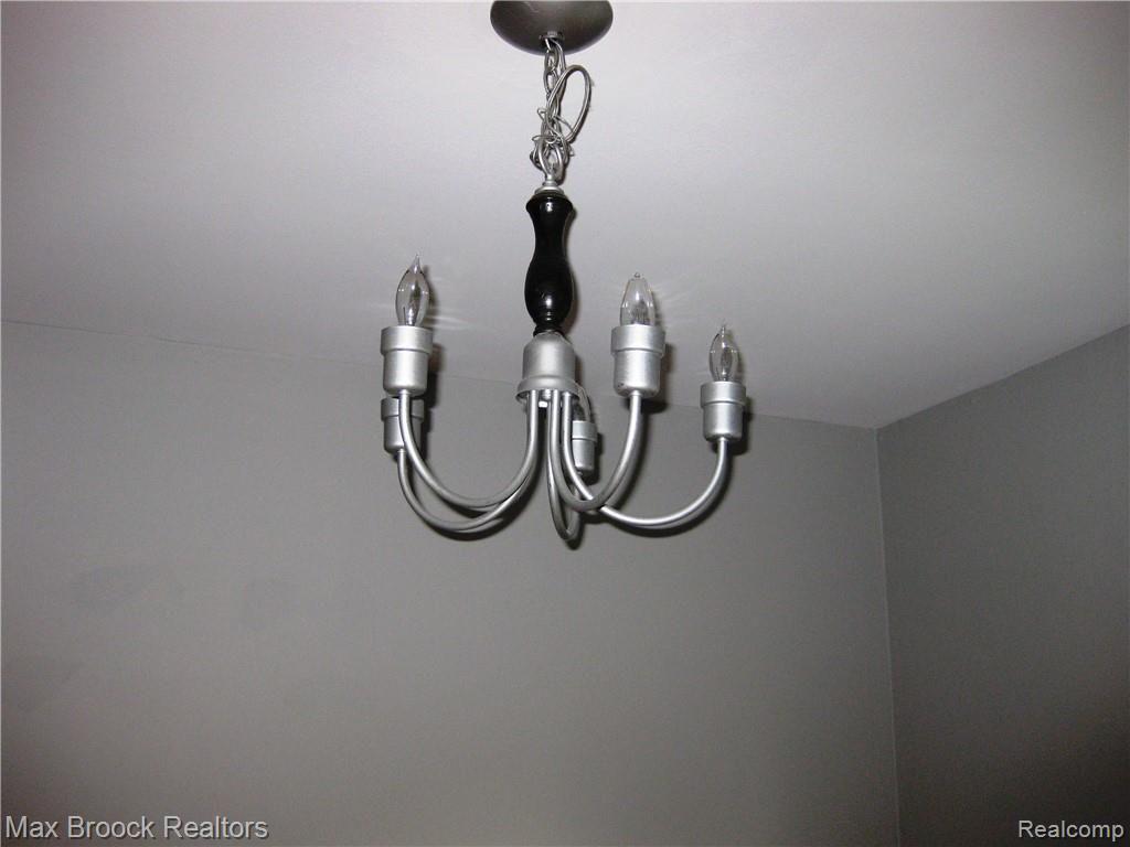 1662 Graefield Road Birmingham, MI 48009 - Photo 14 of 23 Dining Room Chandelier.jpg