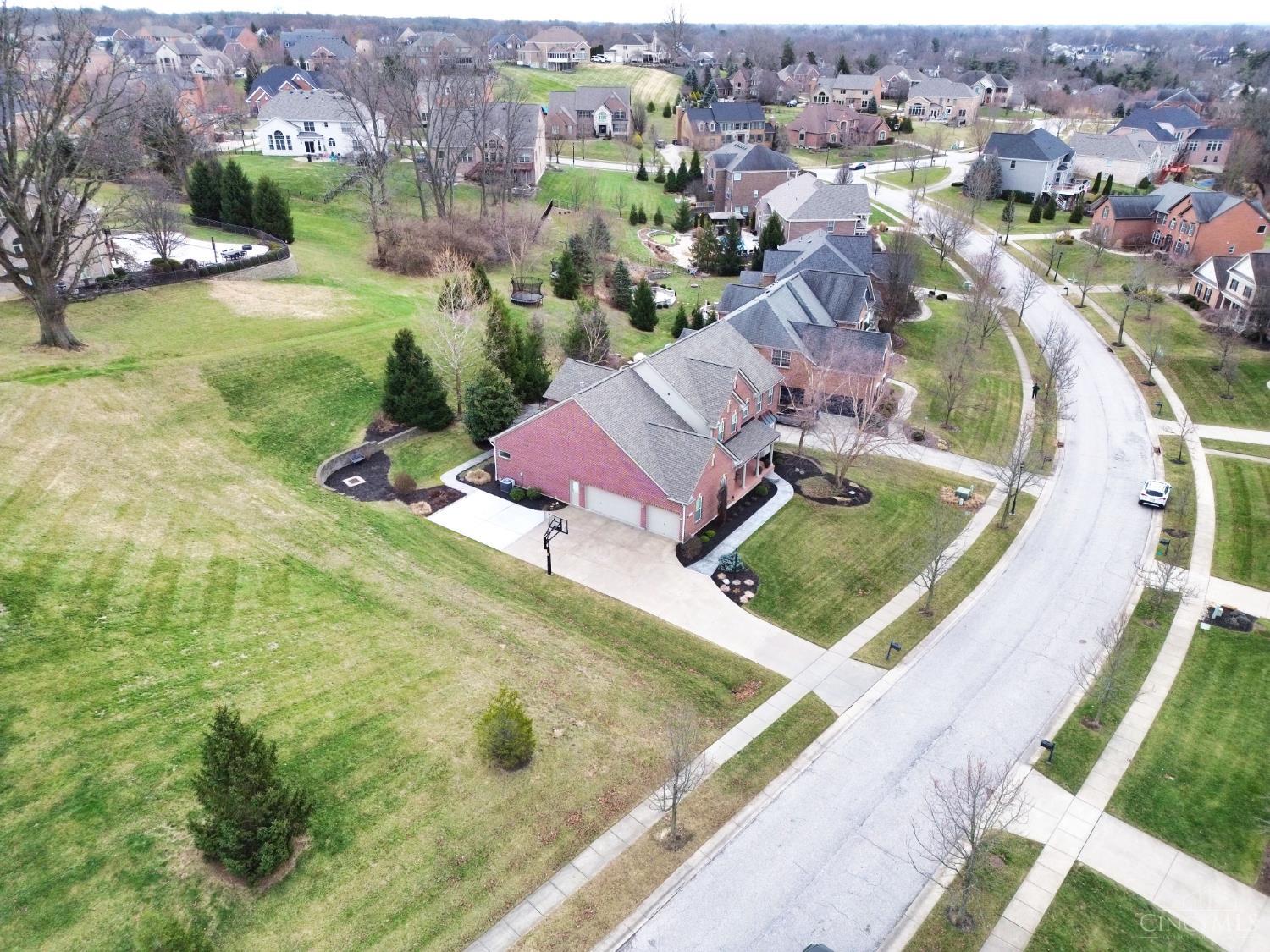 2274 Pointe Place Cincinnati, OH 45244 - Photo 70 of 71