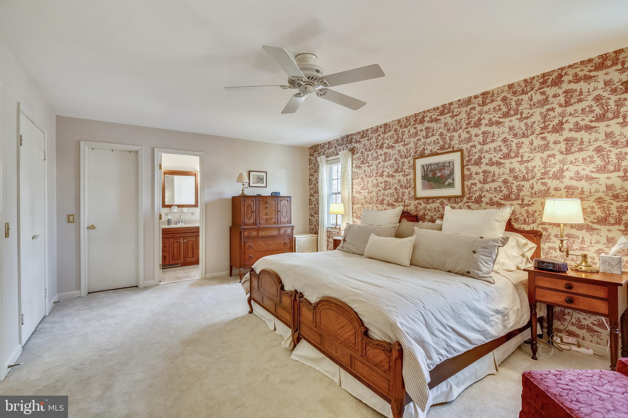 11811 Prestwick Road Potomac, MD 20854 - Photo 42 of 57 Primary Bedroom