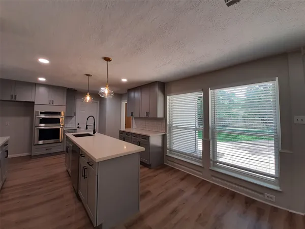 $2,400 | 5310 Glenmere Lane, Spring, TX 77379