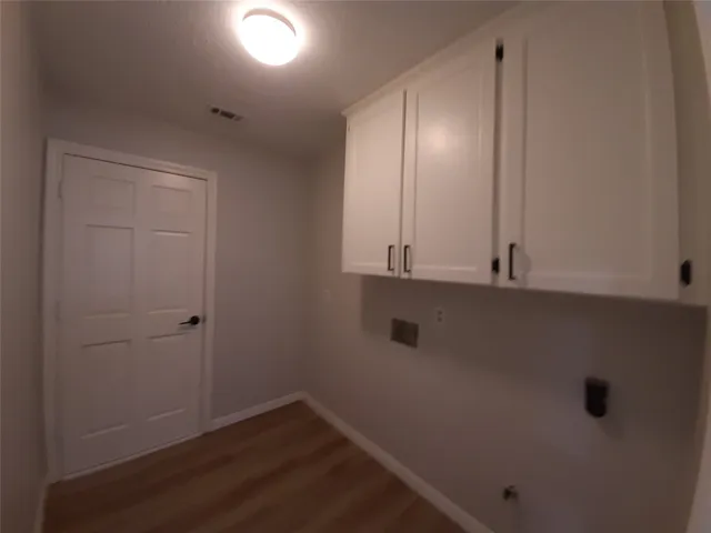 $2,400 | 5310 Glenmere Lane, Spring, TX 77379