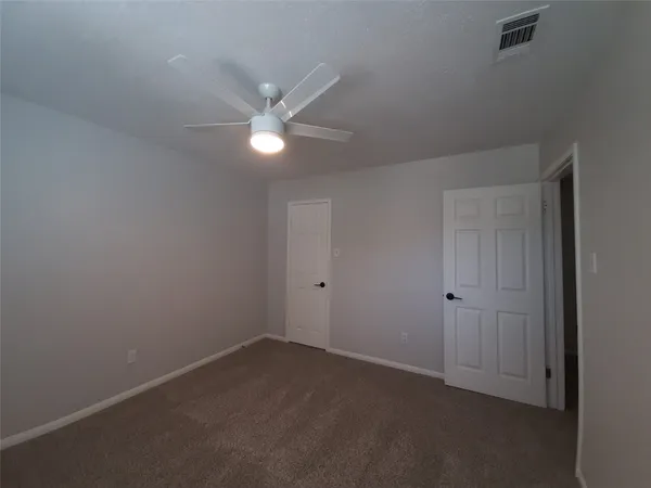 $2,400 | 5310 Glenmere Lane, Spring, TX 77379