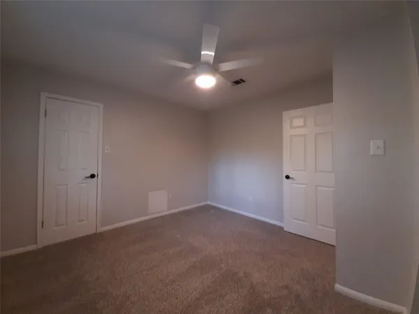 $2,400 | 5310 Glenmere Lane, Spring, TX 77379