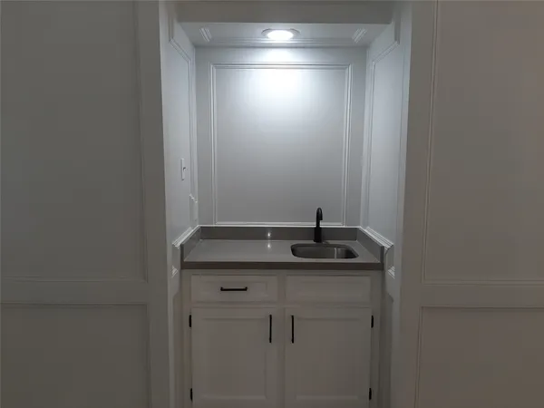 $2,400 | 5310 Glenmere Lane, Spring, TX 77379