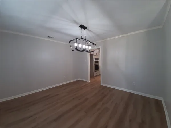 $2,400 | 5310 Glenmere Lane, Spring, TX 77379