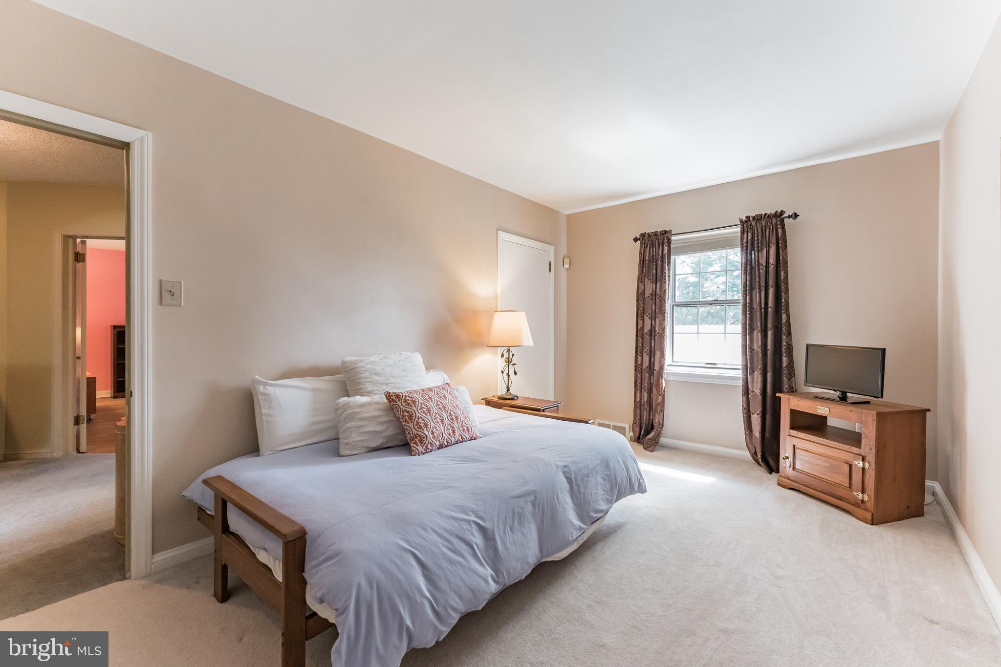 701 Sunset Road Glenside, PA 19038 - Photo 17 of 21 Gallery Image 17