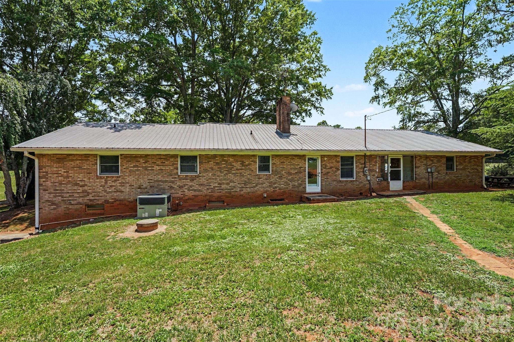 591 Mullis Road Union Grove, NC 28689 - Photo 33 of 42
