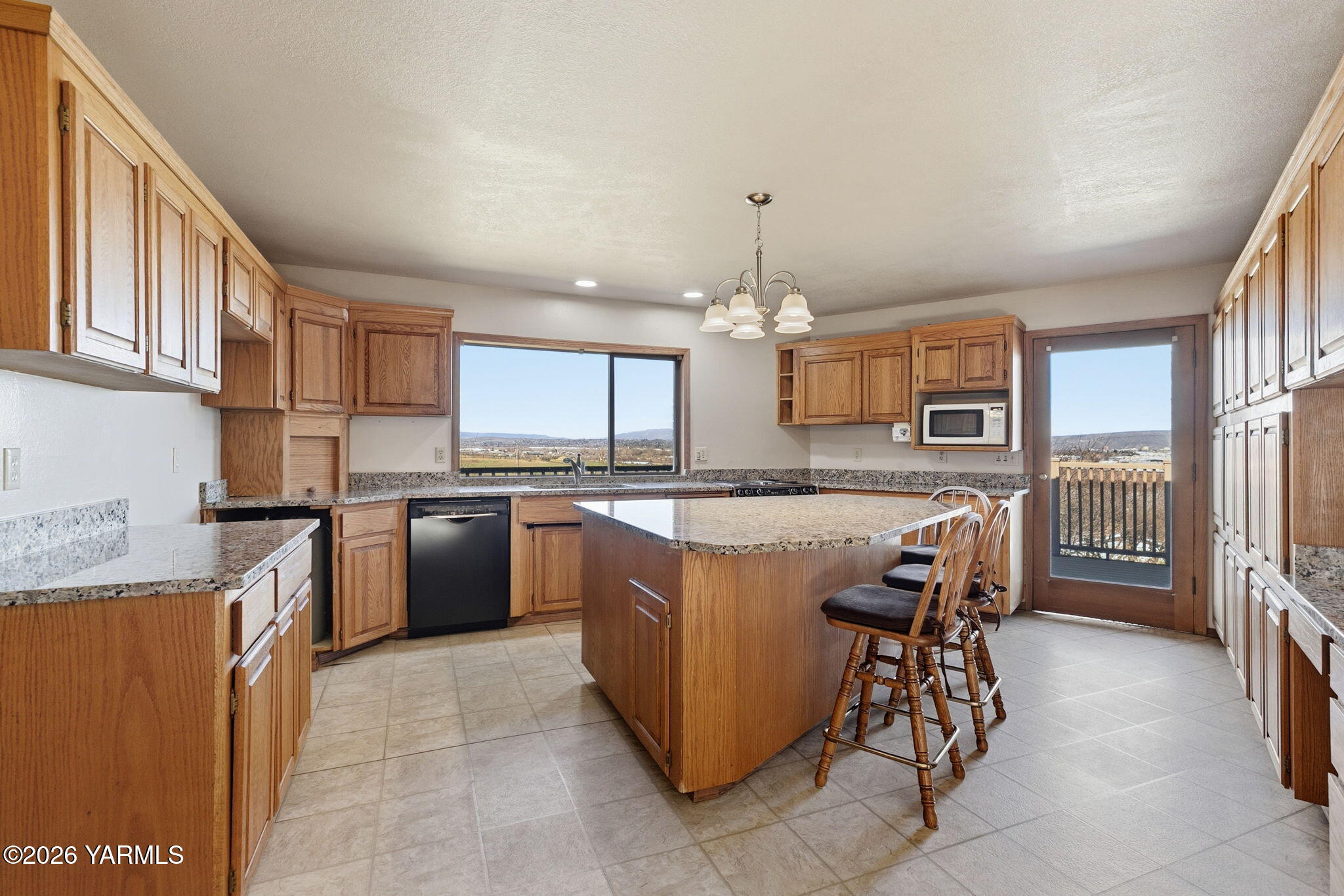 3409 Goodman Road Yakima, WA 98903 - Photo 10 of 34 Cuevas_260309_GoodmanRd_Yakima_16