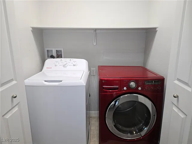 $1,700 | 1888 Molly Meadows Street, Las Vegas, NV 89115