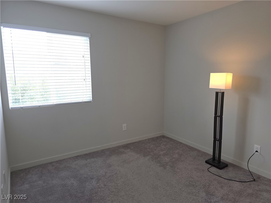 1888 Molly Meadows Street Las Vegas, NV 89115 - Photo 22 of 30