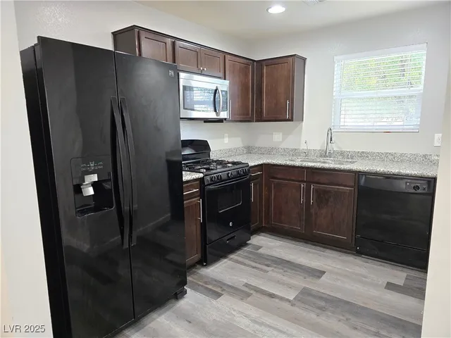 $1,700 | 1888 Molly Meadows Street, Las Vegas, NV 89115