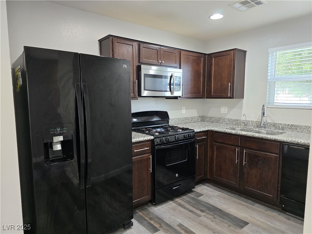 1888 Molly Meadows Street Las Vegas, NV 89115 - Photo 5 of 30