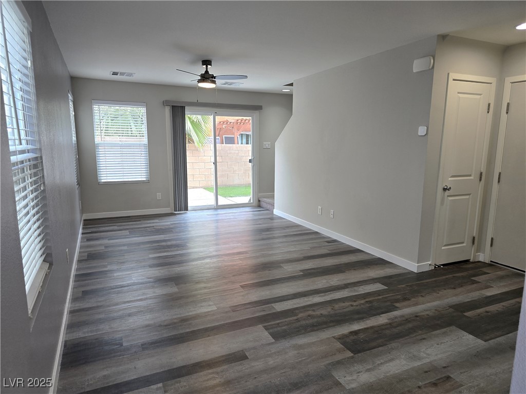 1888 Molly Meadows Street Las Vegas, NV 89115 - Photo 6 of 30