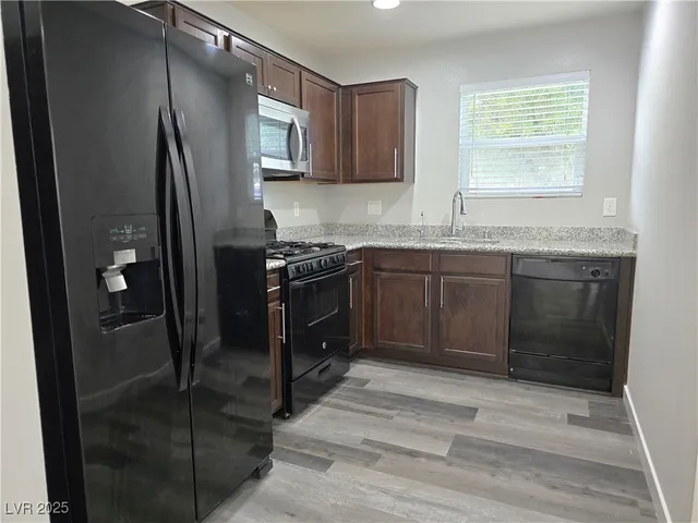 $1,700 | 1888 Molly Meadows Street, Las Vegas, NV 89115