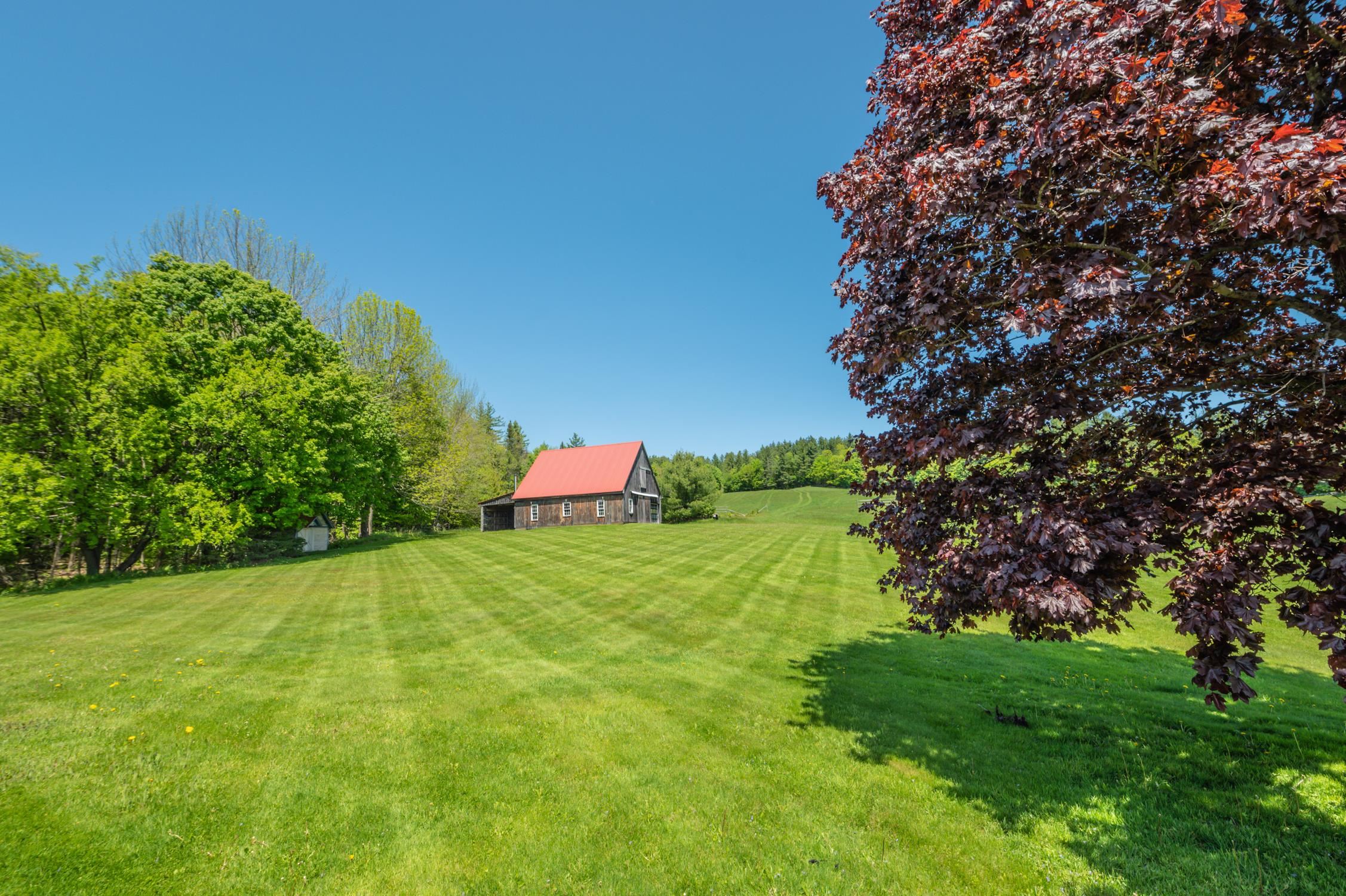 960 Holbrook Road Whitingham, VT 05361 - Photo 3 of 29