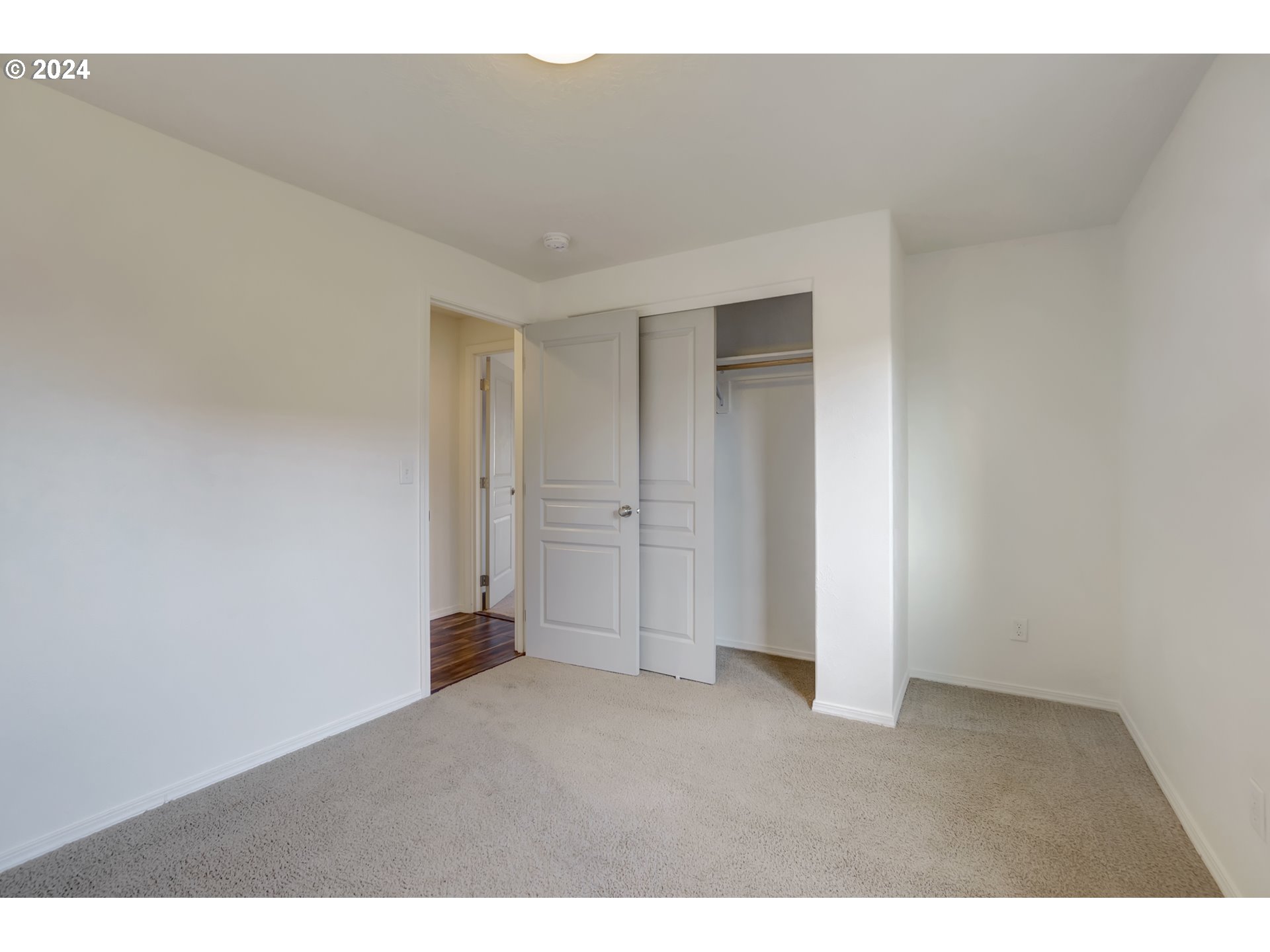 1879 Adelman Loop Eugene, OR 97402 - Photo 25 of 48 Gallery Image 25