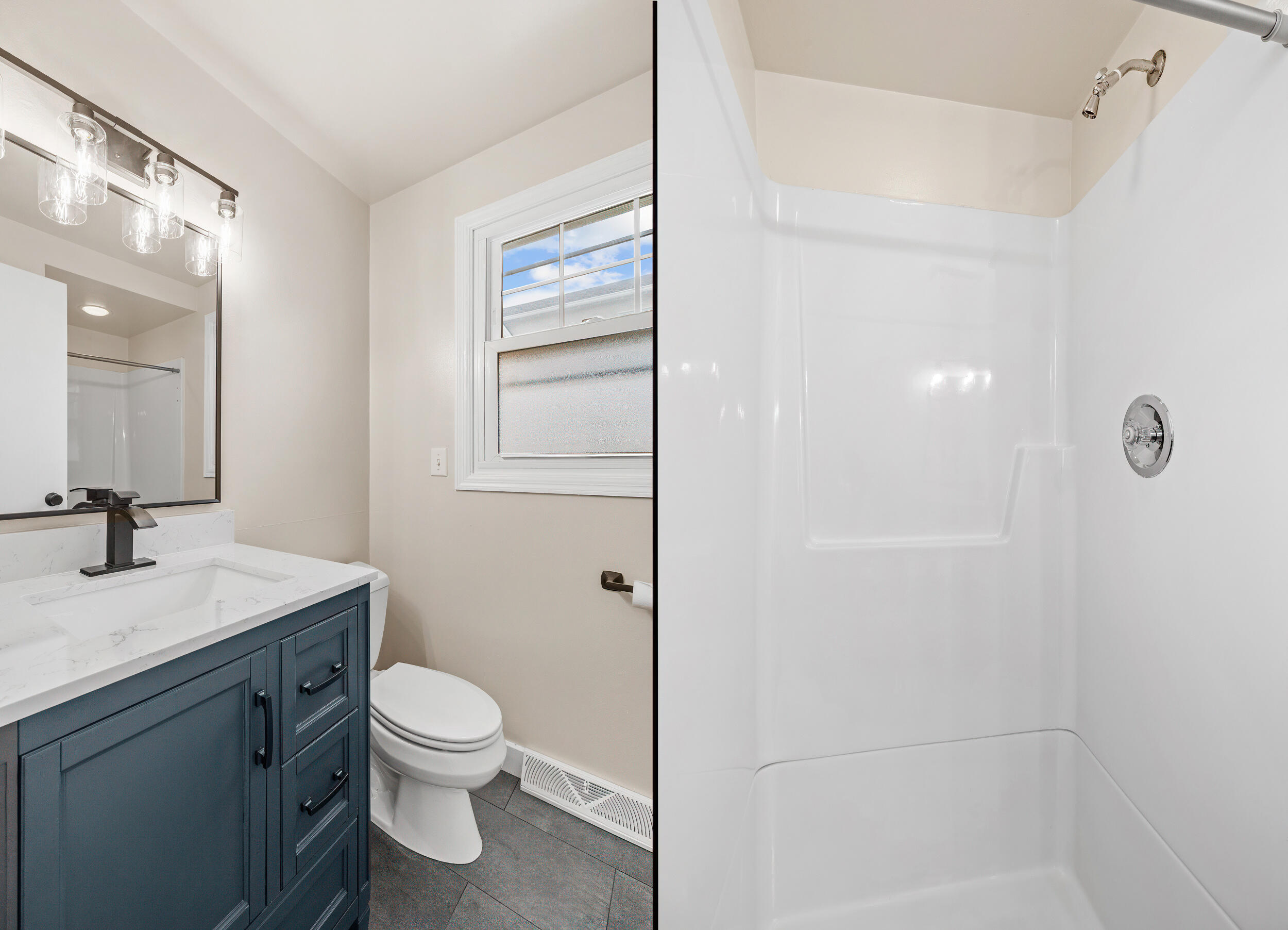 526 Pinetree Road Kohler, WI 53044 - Photo 12 of 38 Main Floor Bathroom