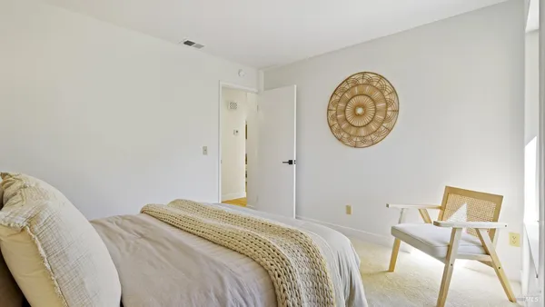 $515,000 | 240 Park Pl Drive, Petaluma, CA 94954