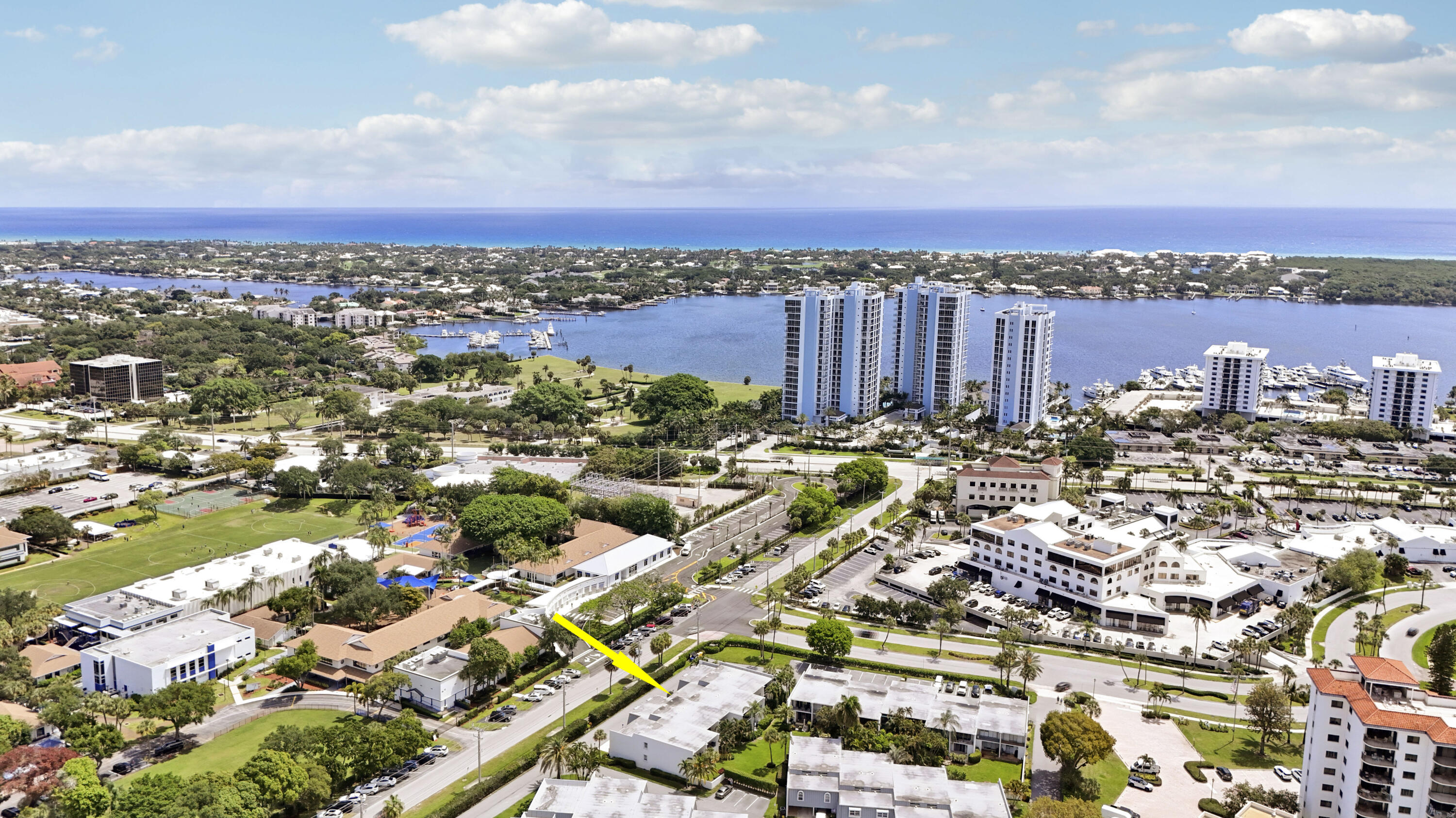 384 Golfview Road, Unit D North Palm Beach, FL 33408 - Photo 48 of 52 Aerial