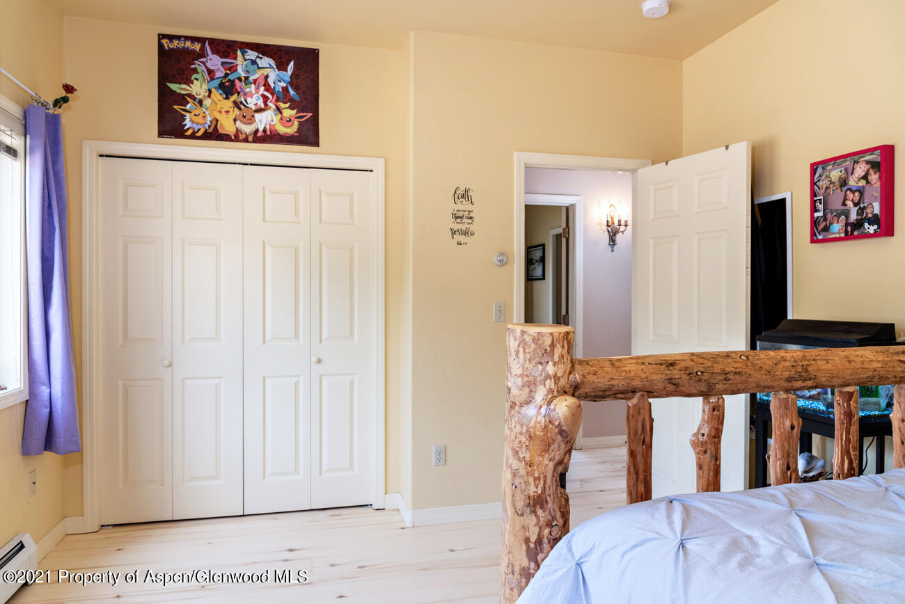 499 Elk Run Road New Castle, CO 81647 - Photo 11 of 20 ElkRunRd_022