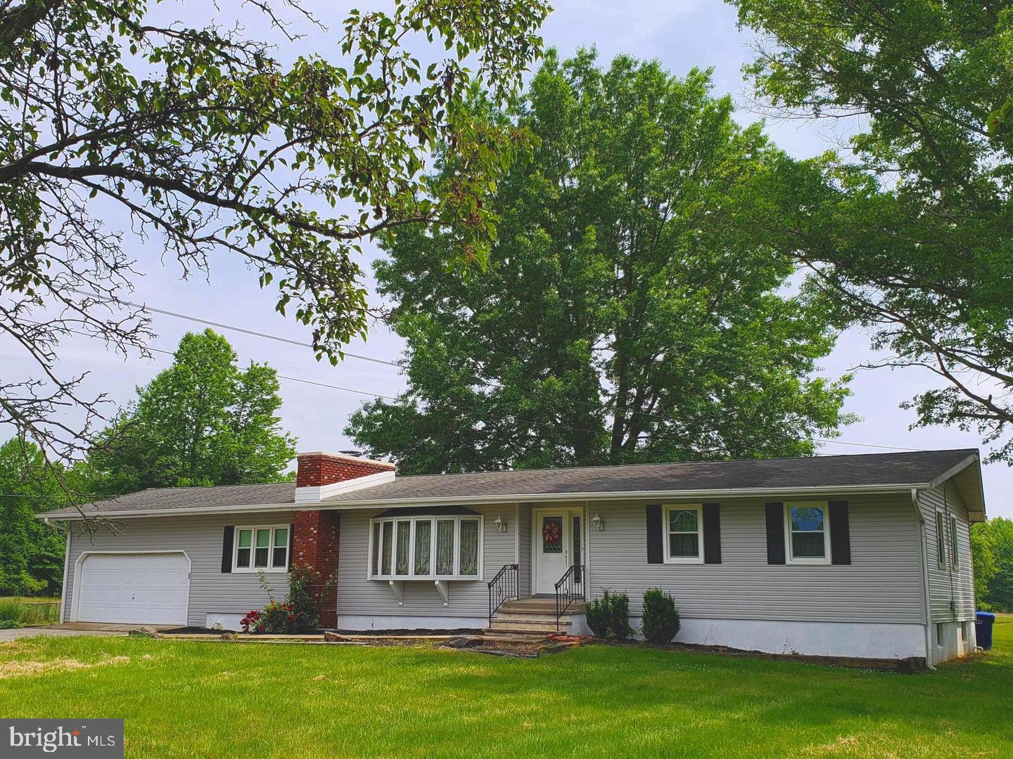 102 Gilbert Road Bordentown, NJ 08505 - Photo 4 of 28 a view of a house with a yard