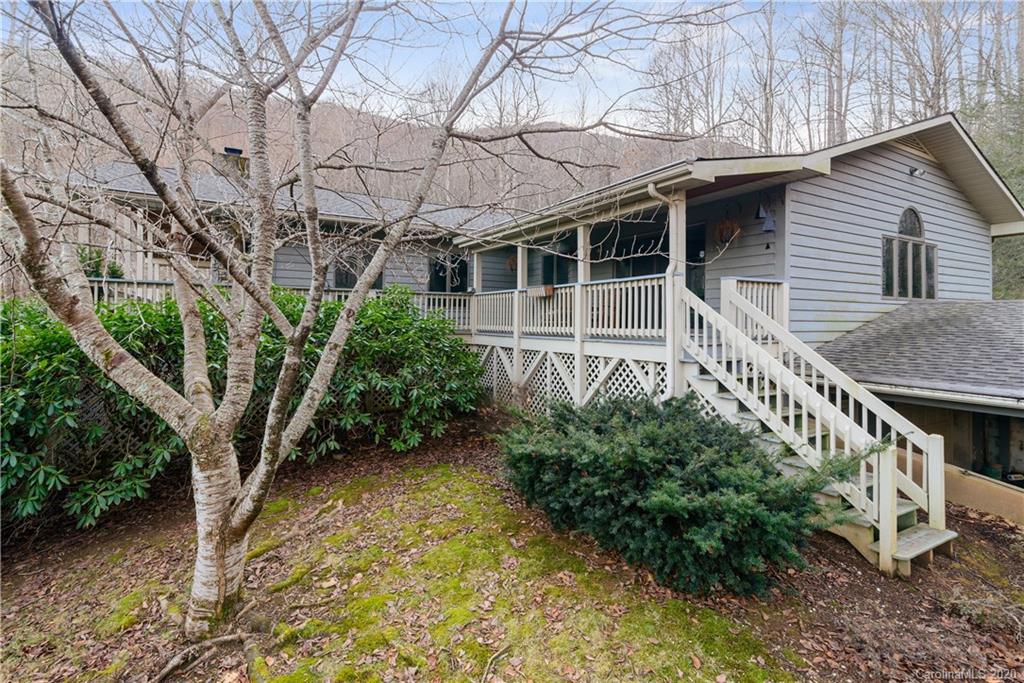 1669 Chestnut Flats Road Waynesville, NC 28786 - Photo 3 of 4 Gallery Image 3