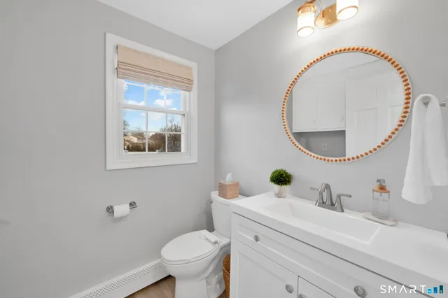 $515,000 | 16 Cornfield Road, Windsor, CT 06095