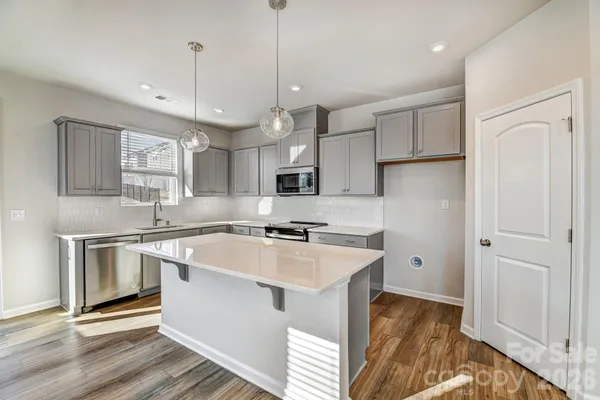 $389,990 | 9302 Pagoda Oak Drive, Charlotte, NC 28269