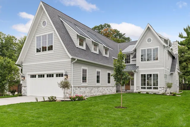 $3,195,000 | 21735 Fairview Street, Excelsior, MN 55331