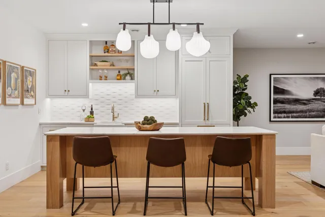 $2,998,000 | 21-xxx Fairview Street, Excelsior, MN 55331