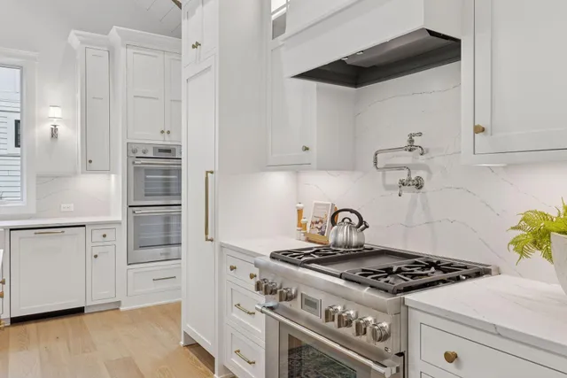 $2,998,000 | 21-xxx Fairview Street, Excelsior, MN 55331