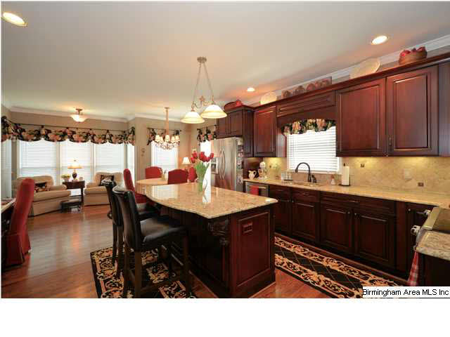 1817 Southview Circle Hoover, AL 35244 - Photo 2 of 31