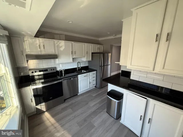 $485,000 | 6433 Fenestra Court, Unit 56B, Burke, VA 22015