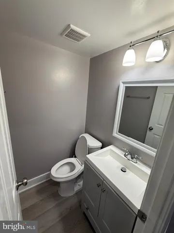 $485,000 | 6433 Fenestra Court, Unit 56B, Burke, VA 22015