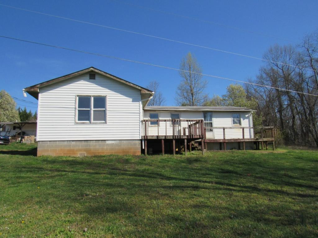 742-740 Bluff Road Kingsport, TN 37664 - Photo 1 of 17 Photo 1