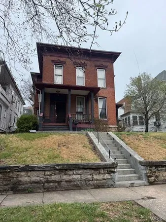 $125,000 | 918 Center Street, Hannibal, MO 63401