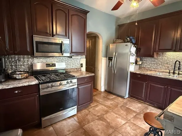 $125,000 | 918 Center Street, Hannibal, MO 63401